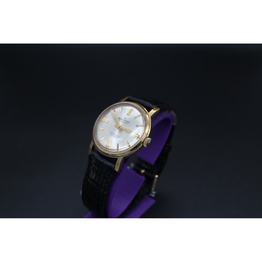 Vintage Unichron 17 Jewel Swiss Manual Wind Dress Watch Gold Tone Sunburst Dial